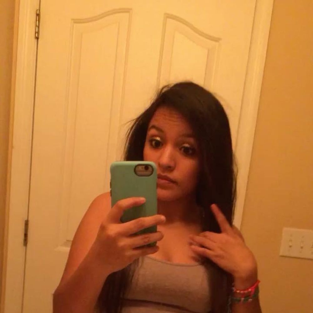 Meet your Posher, Yazmin